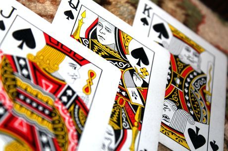 New Jersey Poker Player Hits $1.7M Progressive Jackpot, Tips $77K