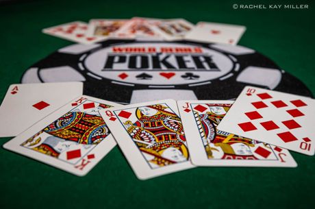 Poker Player Shocks Table With Two Royal Flushes In Four Hands!