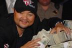 Jerry Yang Vince le WSOP!