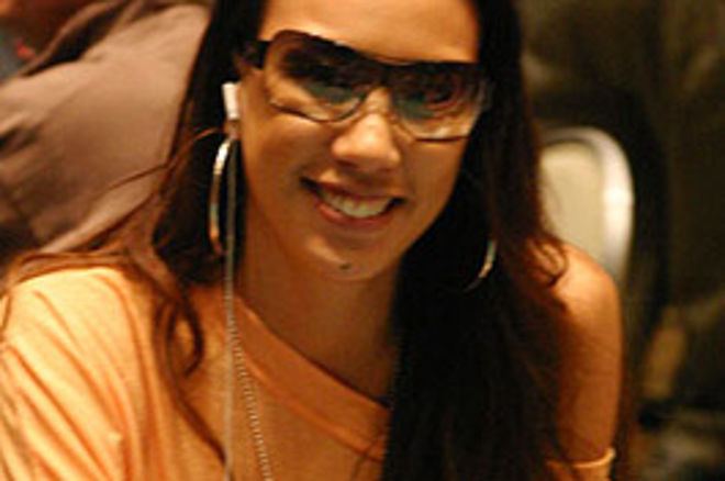 Evelyn Ng Wspiera Stronę Internetową 0001 Evelyn Ng Wspiera Stronę Internetową 0001