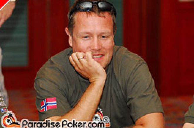 Norge vinner tittelen 'Nordens beste pokerspsiller' 0001 Norge vinner tittelen 'Nordens beste pokerspsiller' 0001