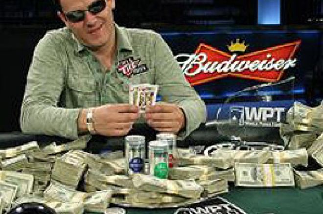 Carlos Mortensen Wins the 2007 WPT Championship 0001