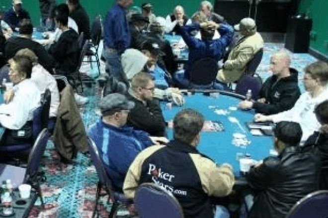 WSOP-C Tunica, Day 2: Devia Heads Final, Schneider Fourth 0001