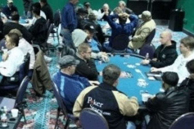 WSOP-C Tunica, Ден 2: Devia Води на Финала, Schneider Четвърти 0001 WSOP-C Tunica, Ден 2: Devia Води на Финала, Schneider Четвърти 0001