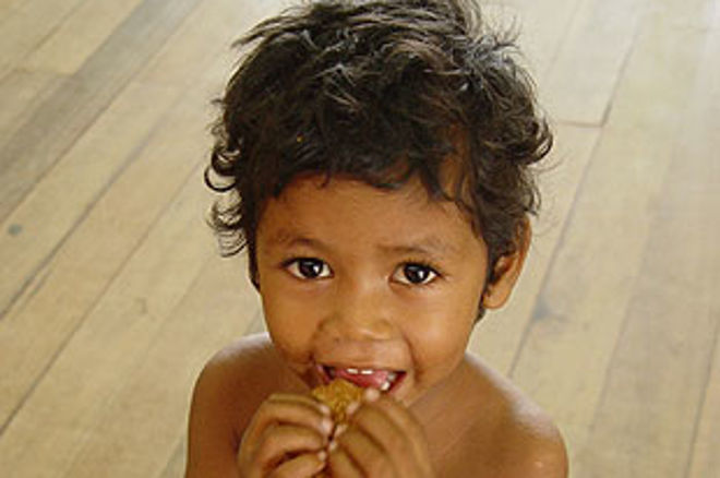 Pokermeister Jerry Yang unterstützt „Feed the Children" 0001 Pokermeister Jerry Yang unterstützt „Feed the Children" 0001