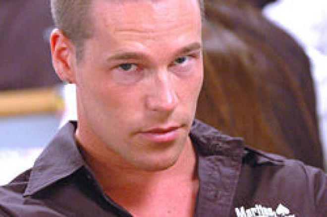 Patrik Antonius viert Koninginnedag in Amsterdam | De Week van PokerNews 0001 Patrik Antonius viert Koninginnedag in Amsterdam | De Week van PokerNews 0001