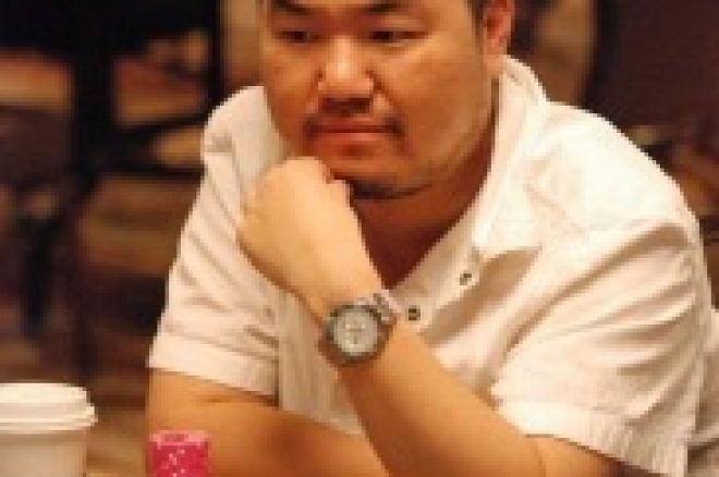 Event #6: Finaltisch steht fest - Thang Luu als Chipleader 0001 Event #6: Finaltisch steht fest - Thang Luu als Chipleader 0001