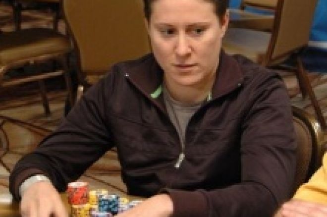 WSOP Event #19: Vanessa Selbst - Chipleaderin am Finaltisch 0001 WSOP Event #19: Vanessa Selbst - Chipleaderin am Finaltisch 0001