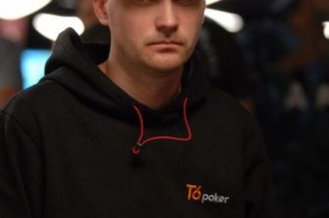 Anders Henriksson till finalbord i event #21 - $5000 No Limit Texas Hold'em 0001 Anders Henriksson till finalbord i event #21 - $5000 No Limit Texas Hold'em 0001