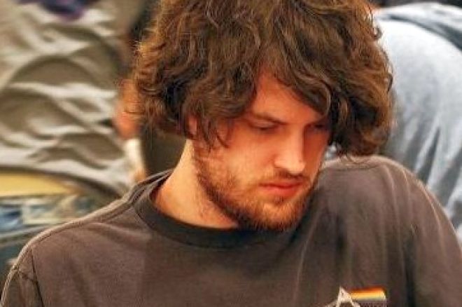 2008 WSOP Event 24 $2,500 Pot-Limit Hold'em/Omaha Day 1: McKinney Leads, Cash Bubble Looms 0001