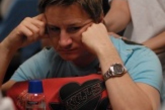 Main Event Tag 1B gestartet - Videos und Livereport auf de.pokernews.com 0001 Main Event Tag 1B gestartet - Videos und Livereport auf de.pokernews.com 0001