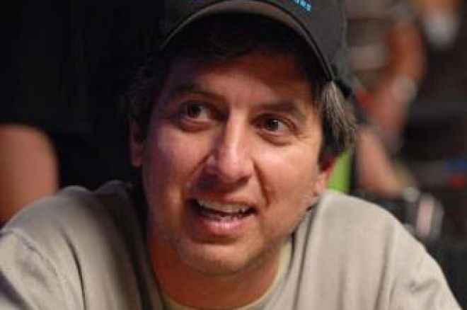 Dr. Pauly at the 2008 WSOP: Celebrities at the World Series of Poker 0001