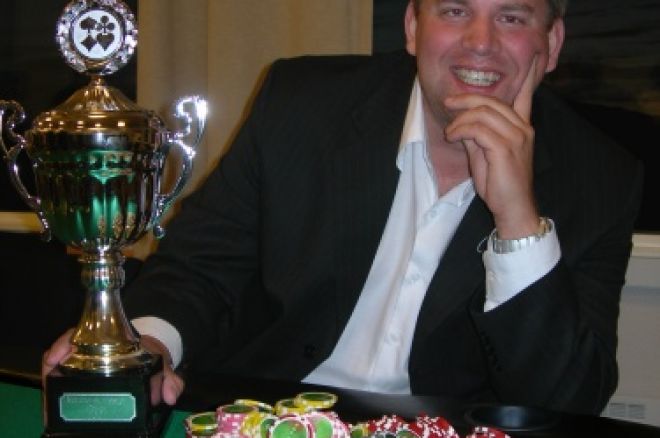 Fjorårets vinner av NNM Poker - Anders 'Anrimo' 0001 Fjorårets vinner av NNM Poker - Anders 'Anrimo' 0001