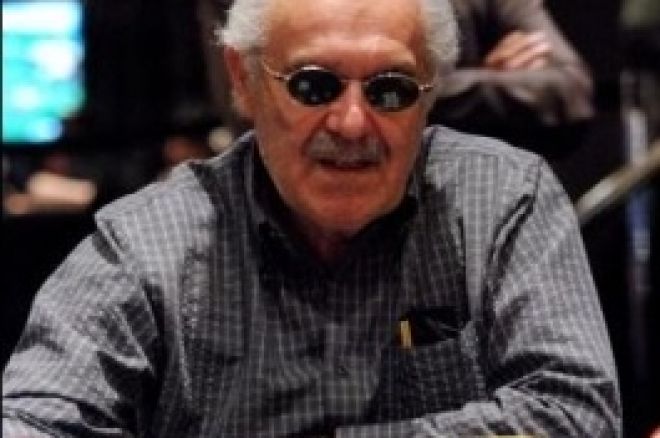 PokerNews Cup Главно Събитие, Ден 2: David Gorr Води на Финала 0001 PokerNews Cup Главно Събитие, Ден 2: David Gorr Води на Финала 0001