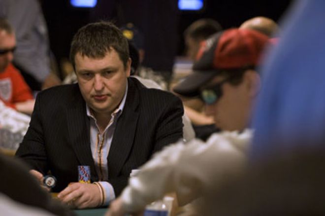 Pokernews Cup Alpes 2009 - Tonyg ouvre 90% de son stack pour le High Roller sur ChipMeUp 0001