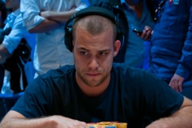 PokerStars.com EPT Grand Final, Den 3: Woodward Vede, 31 Zbývá 0001 PokerStars.com EPT Grand Final, Den 3: Woodward Vede, 31 Zbývá 0001