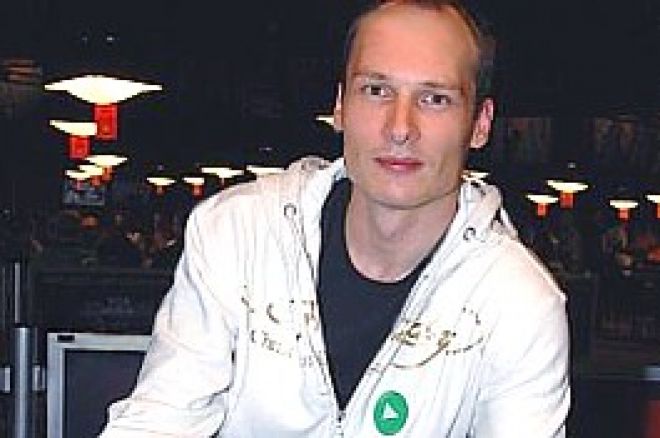 WSOP 2009 Championnat du Monde de 'Mixed Event' – Ville Wahlbeck, 1er bracelet finlandais 0001