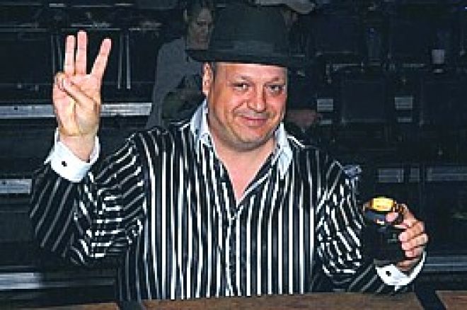 WSOP 2009: Jeff Lisandro получает уже третий браслет на турнире #37 $10 000 World Championship Seven-Card Stud Hi/Lo 0001 WSOP 2009: Jeff Lisandro получает уже третий браслет на турнире #37 $10 000 World Championship Seven-Card Stud Hi/Lo 0001