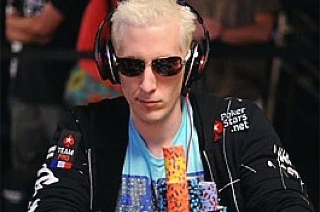 2009 WSOP päätapahtuma: Grospellier päivän 3 johtoon 0001 2009 WSOP päätapahtuma: Grospellier päivän 3 johtoon 0001