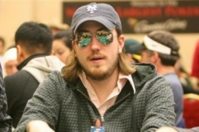 Full Tilt Poker : Stephen 'MrTimCaum' O'Dwyer remporte le $1K Monday 0001