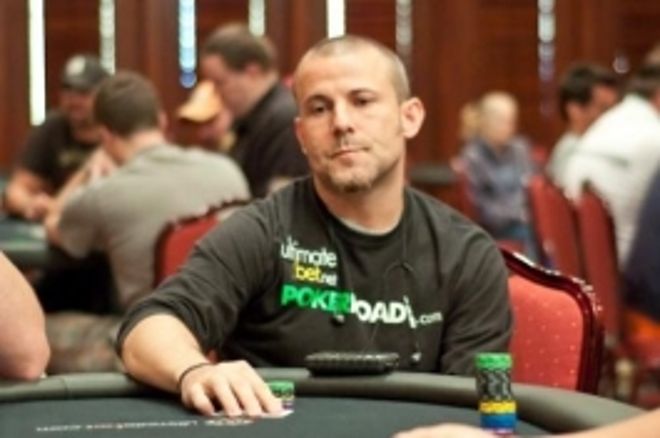 UltimateBet Aruba Poker Classic päivä 1B: 267 taistelee $2.3 miljoonan palkintopotista 0001 UltimateBet Aruba Poker Classic päivä 1B: 267 taistelee $2.3 miljoonan palkintopotista 0001