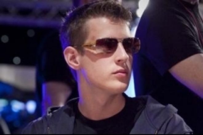 Polední turbo: Palms má problémy, Showdown Couture, Joe Cada velvyslancem pokeru 0001 Polední turbo: Palms má problémy, Showdown Couture, Joe Cada velvyslancem pokeru 0001