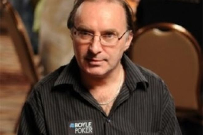 Odpolední turbo: Pokeroví hráči jdou do hola, online pokerové herny rostou a další 0001 Odpolední turbo: Pokeroví hráči jdou do hola, online pokerové herny rostou a další 0001
