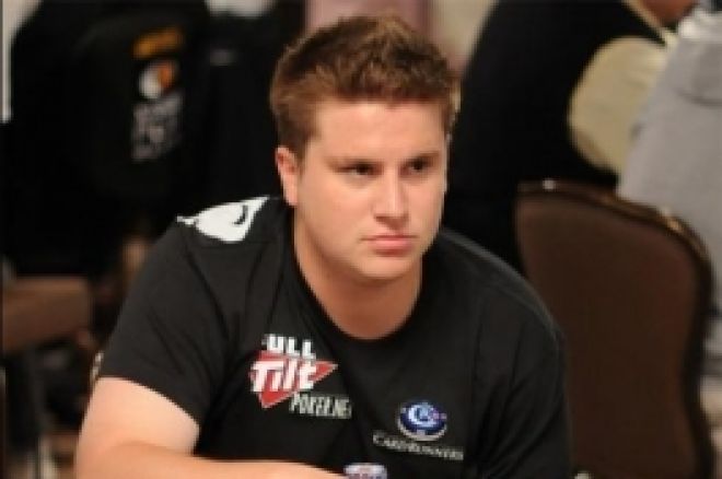 PokerNews taikiklyje - Isaacas Baronas 0001 PokerNews taikiklyje - Isaacas Baronas 0001