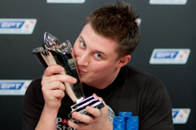 EPT Copenhagen Day 5: Anton Wigg Kisses the Trophy 0001