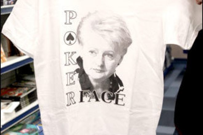 Raise or fold, madam President? 0001 Raise or fold, madam President? 0001