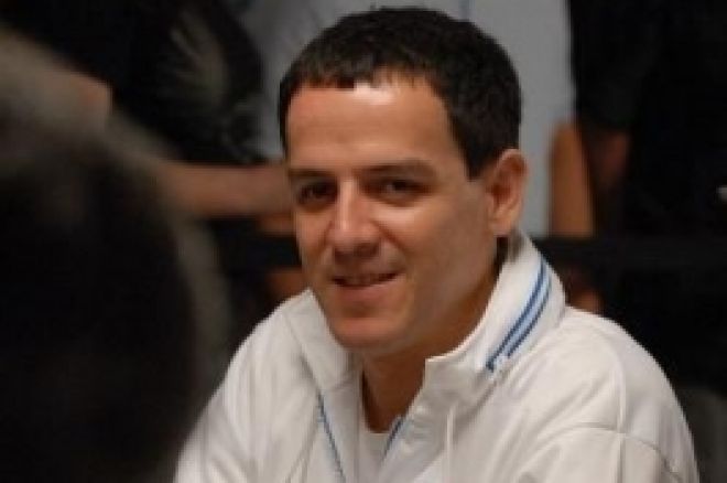 Carlos Mortensen získává třetí titul na WPT 0001 Carlos Mortensen získává třetí titul na WPT 0001