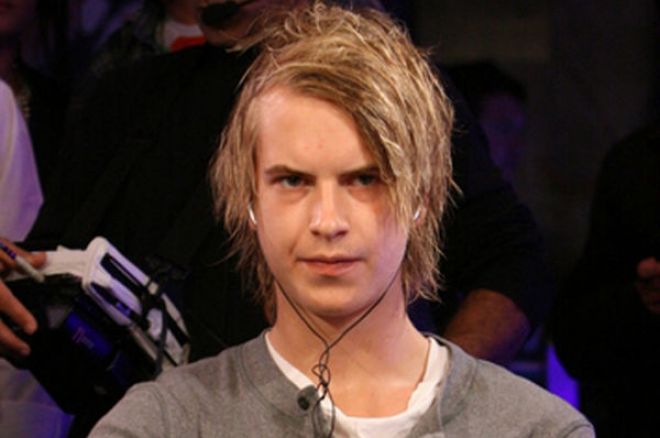 'Isildur1 е Viktor Blom' казва Luke 'FullFlush' Schwartz 0001 'Isildur1 е Viktor Blom' казва Luke 'FullFlush' Schwartz 0001