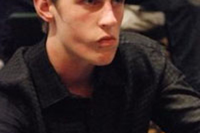 Mike McDonald slutar med poker 0001 Mike McDonald slutar med poker 0001