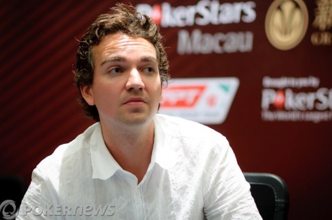 2010 PokerStars.net APPT Macau Day 1b: Gwinner and Steicke Take Over 0001