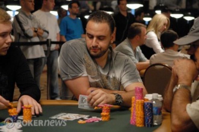 WSOP 2010 Den 8: Grinder má šanci na druhý náramek, LeFrancois vyhrává svůj první 0001 WSOP 2010 Den 8: Grinder má šanci na druhý náramek, LeFrancois vyhrává svůj první 0001
