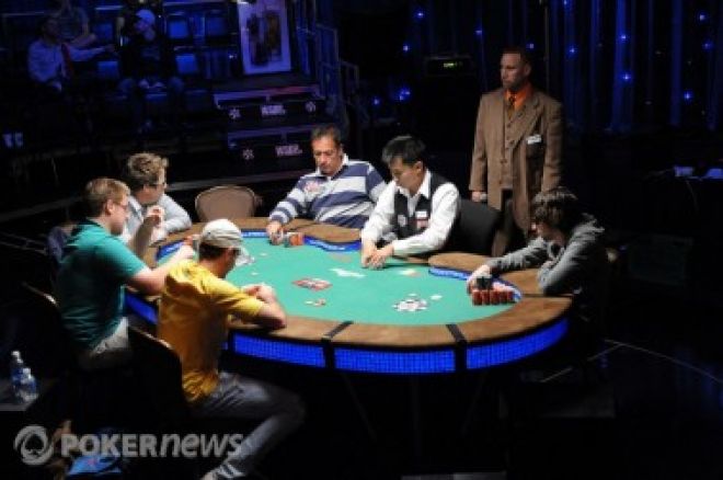 WSOP 2010 Den 20: Tebbe, Haydon a Warga získali náramek 0001 WSOP 2010 Den 20: Tebbe, Haydon a Warga získali náramek 0001