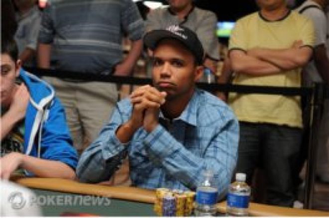 WSOP 2010 - Jour 23 : Pas de bracelets pour Phil Ivey et Men Nguyen (Events#32 et 33) 0001