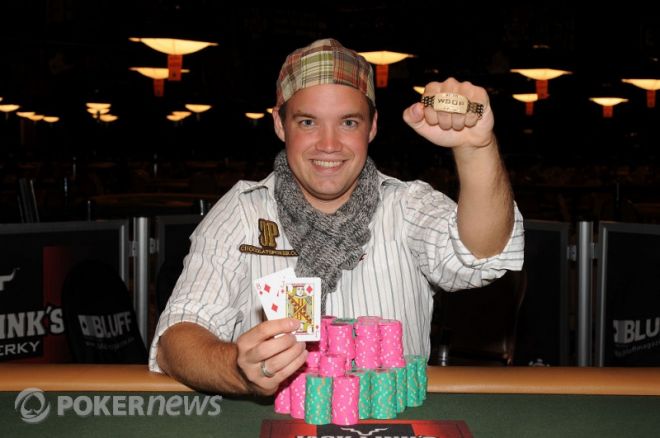 2010 World Series of Poker Day 26: Kwaysser Becomes Third Hungarian to Win WSOP Gold, Obrestad and Tran Going for Gold, and More 0001