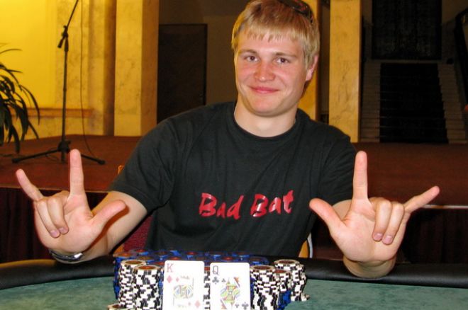 Sportinio pokerio žaidėjai pranoko ir Tony G, ir Domcee 0001 Sportinio pokerio žaidėjai pranoko ir Tony G, ir Domcee 0001