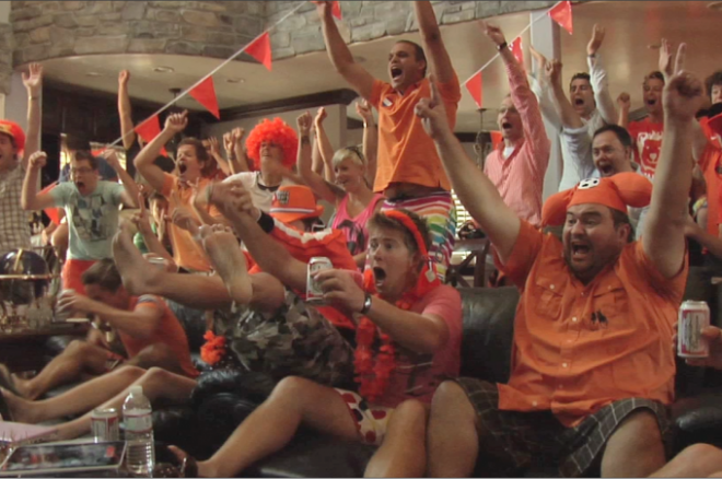 PokerNews video: Vegas kleurt ORANJE! PokerNews video: Vegas kleurt ORANJE!