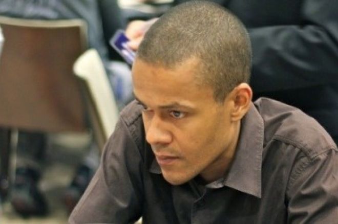 Weekes zakončil Den 2 na EPT Main Eventu jako chipleader 0001 Weekes zakončil Den 2 na EPT Main Eventu jako chipleader 0001