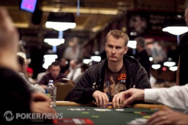 Polední turbo: Fyzikové v pokeru a výměna karty před flopem 0001 Polední turbo: Fyzikové v pokeru a výměna karty před flopem 0001
