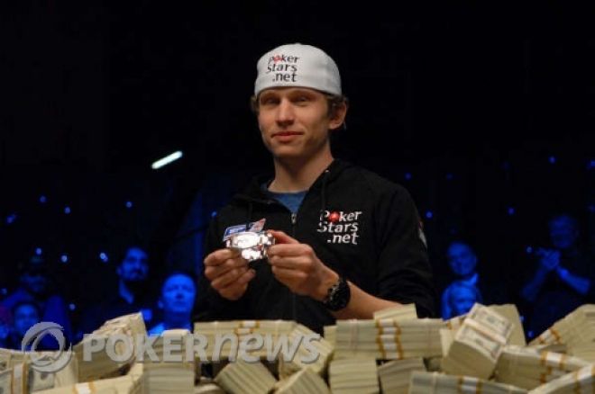 The Muck: Accused Chess Cheat Hans Niemann Seems to Think Poker is