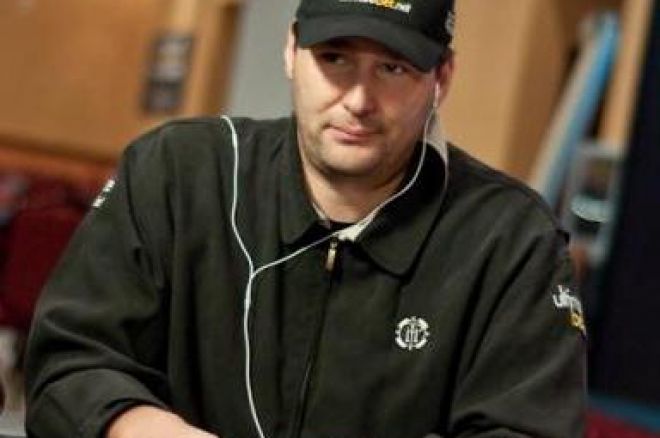 Phil Hellmuth lämnar Team UB Phil Hellmuth lämnar Team UB