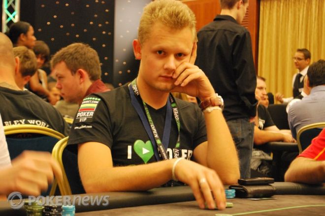 Savaitės ranka: analizuoja Blynai 0001 Savaitės ranka: analizuoja Blynai 0001