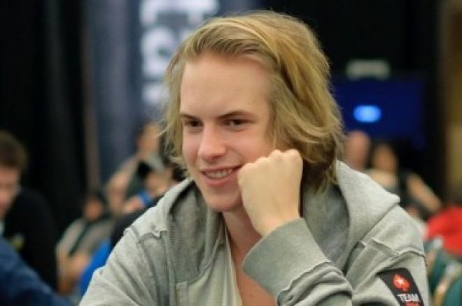 Situace na High Stakes: Blomovi se daří, Dwanovi moc ne 0001 Situace na High Stakes: Blomovi se daří, Dwanovi moc ne 0001