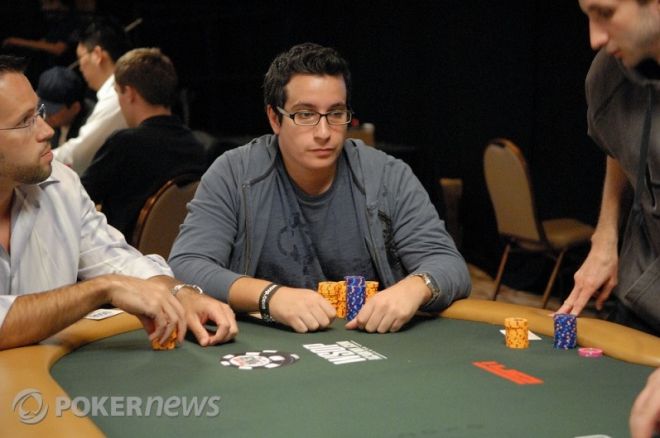 Georgios Kapalas et deux autres joueurs participent au challenge pour devenir un Team PokerStars Pro.