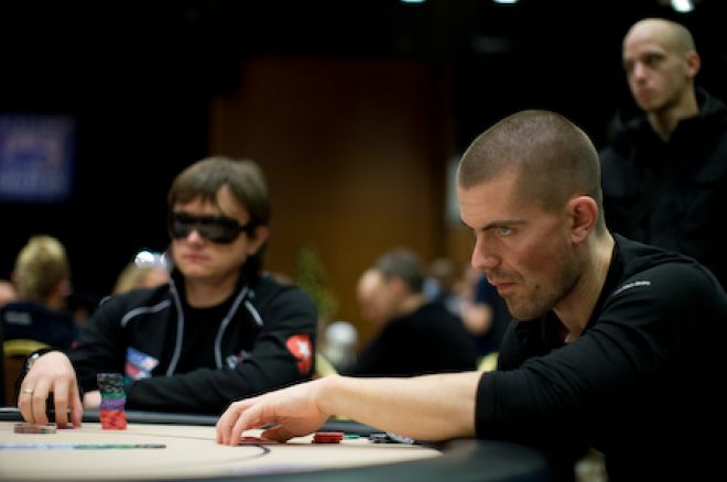 Raport HighStakes - Hansen liderem, OMGClayAiken oraz Dwan z dużymi stratami 0001 Raport HighStakes - Hansen liderem, OMGClayAiken oraz Dwan z dużymi stratami 0001