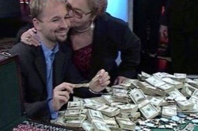 Daniel Negreanu napisao post o svojoj majci koja je juče preminula 0001 Daniel Negreanu napisao post o svojoj majci koja je juče preminula 0001