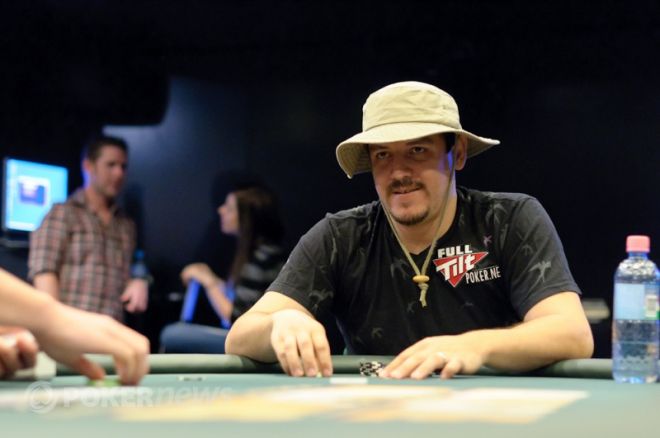 Carlos Mortensen spelar WPT L.A Poker Classic 2011 final Carlos Mortensen spelar WPT L.A Poker Classic 2011 final